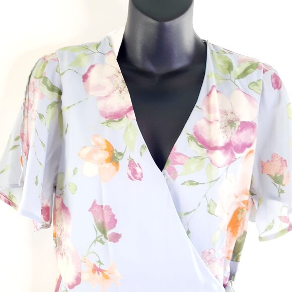 NWT Medium Heidi Wrap Dress by Gilli Floral pastel sheer short sleeve dress - Picture 7 of 12